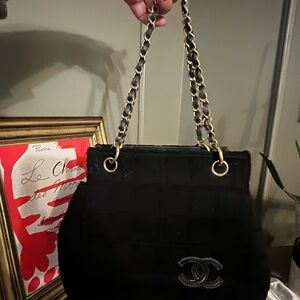Chanel Vintage Black Caviar Leather Bucket Tote with Gold Chain Straps